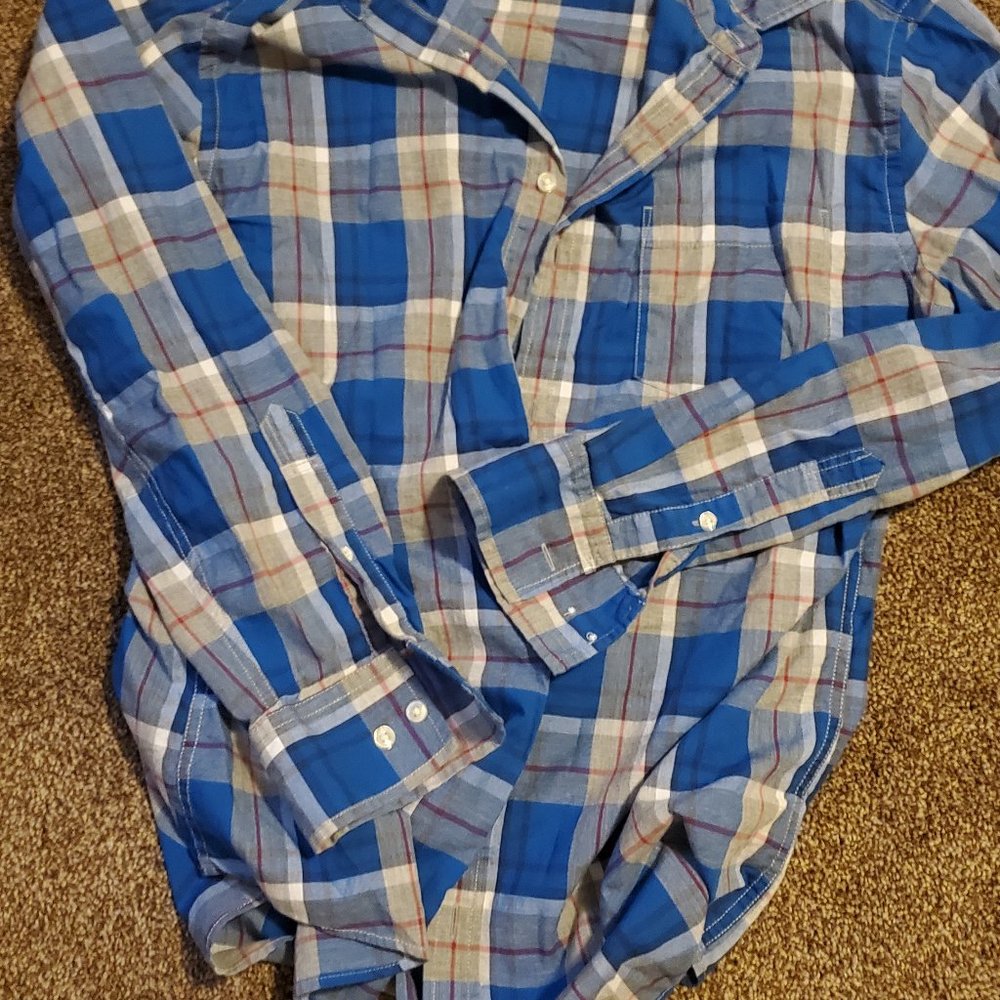 Men's plaid shirt